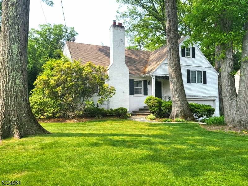 Property Photo: 388 Beveridge Rd NJ 07450