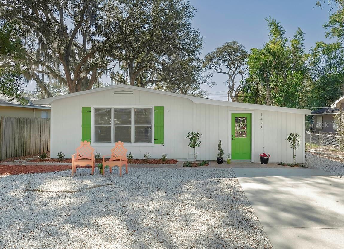 Property Photo:  1428 Illinois Avenue  FL 34683 
