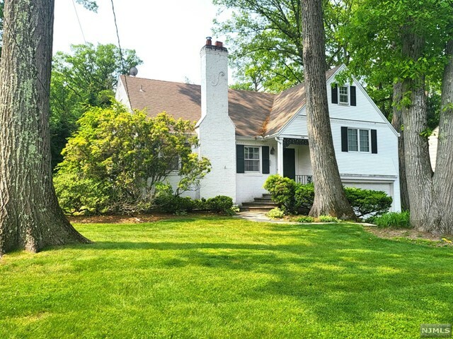 Property Photo: 388 Beveridge Road NJ 07450