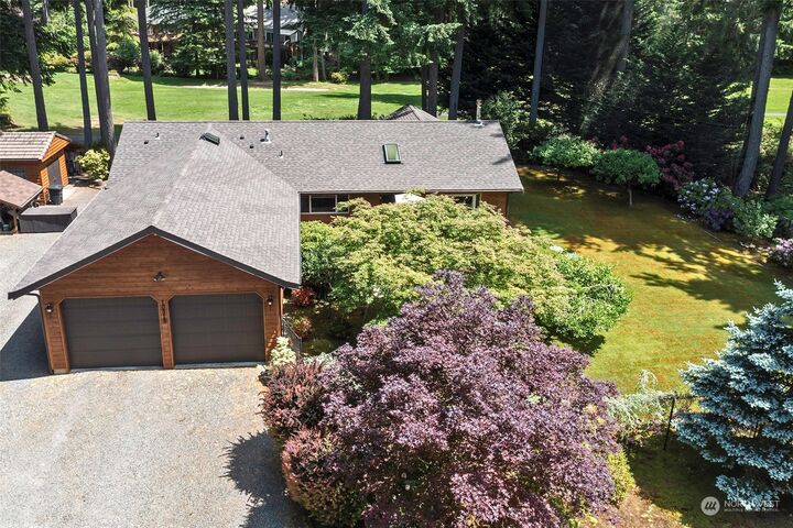 Property Photo:  10515 Pioneer Drive  WA 98303 