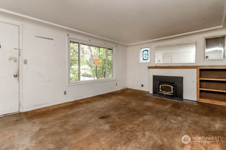 Property Photo: 425 Ton A Wan Da Avenue NE WA 98422