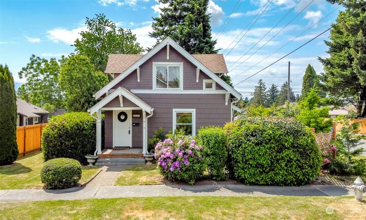 6102 S Thompson Avenue  Tacoma WA 98408 photo