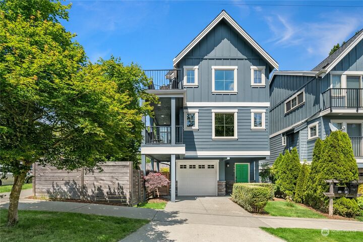 Property Photo: 500 N 44th Street WA 98103