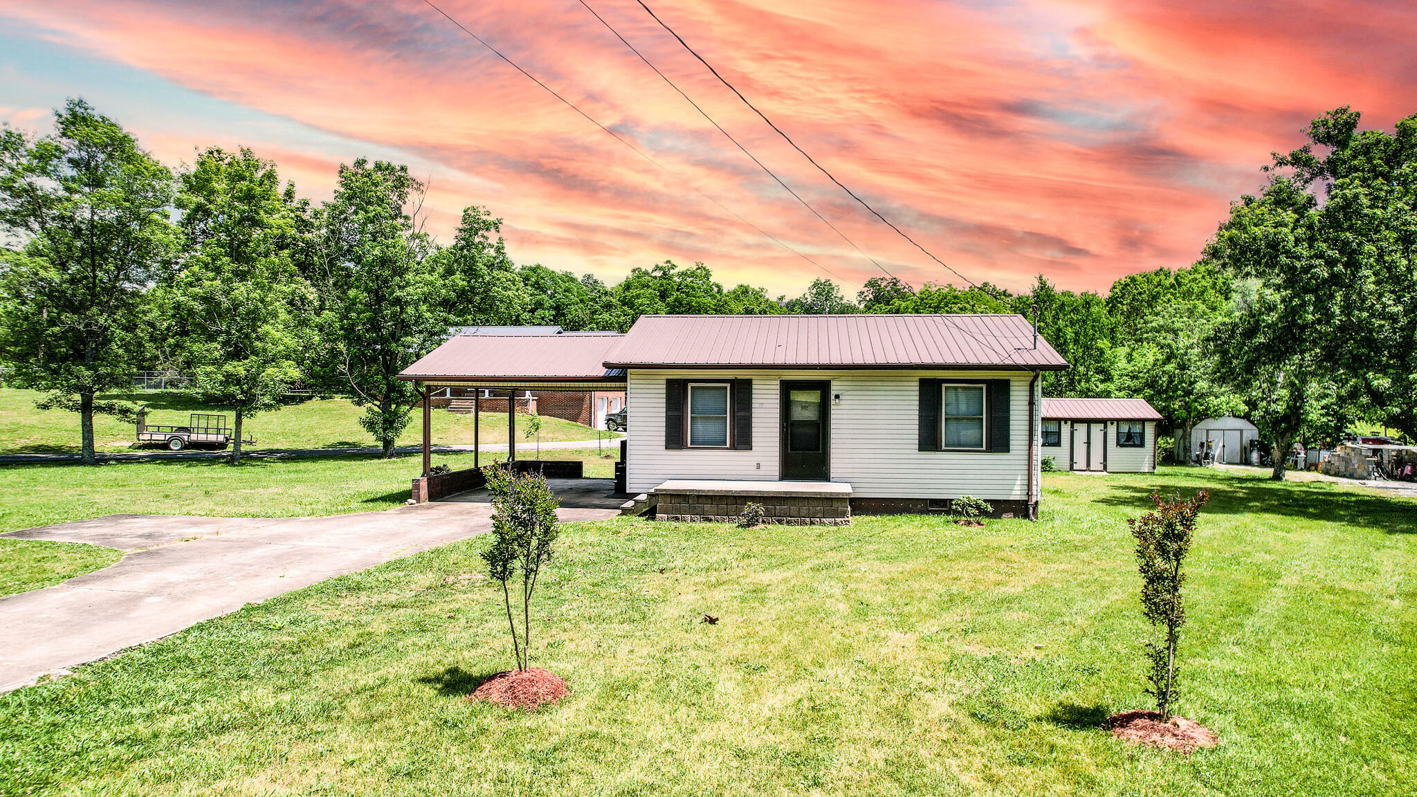 Property Photo:  605 Main Street  TN 37818 