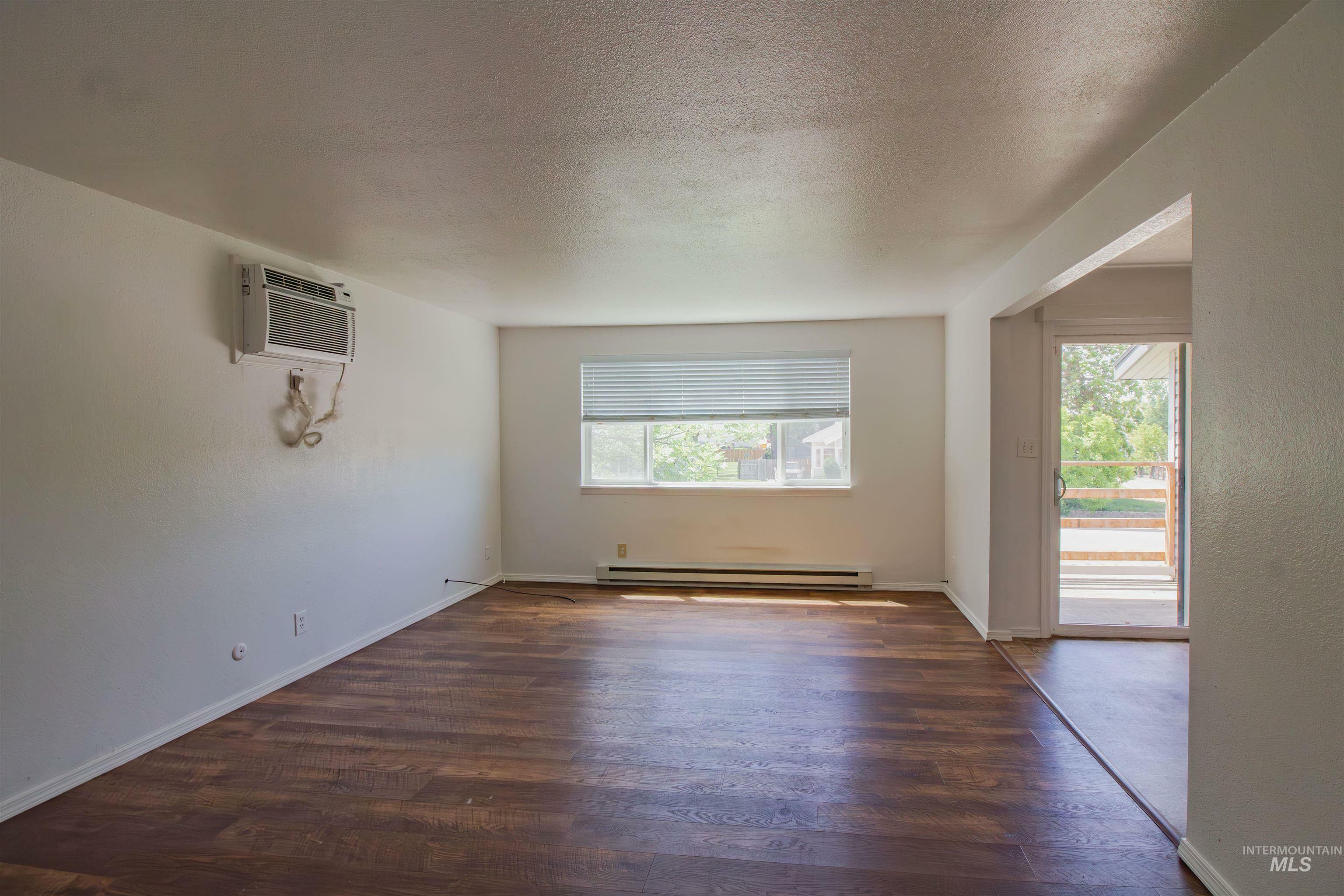 Property Photo:  1715 Center Ave #3  ID 83661 