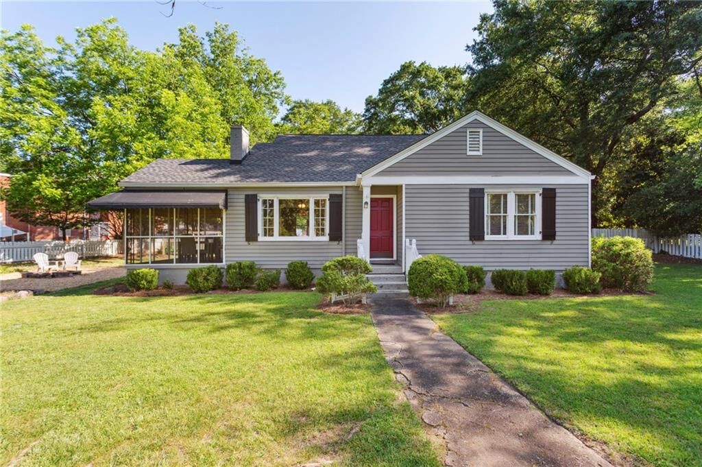 Property Photo: 1407 Spring Street SE GA 30080