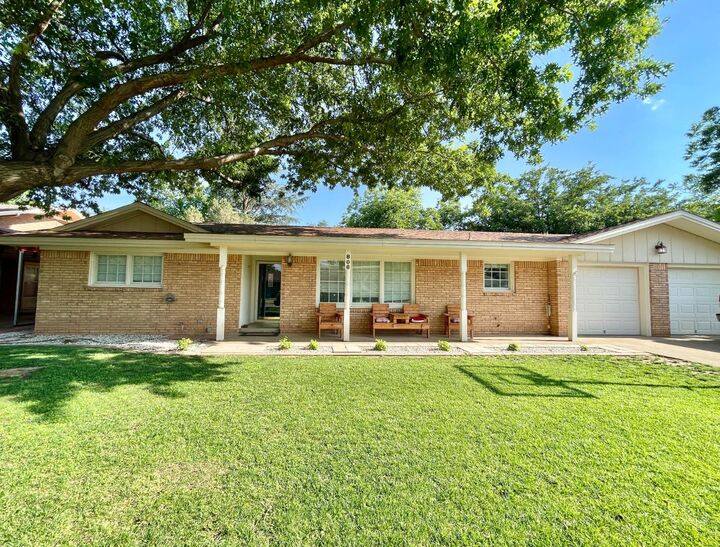 806 W 6th Street  Idalou TX 79329 photo
