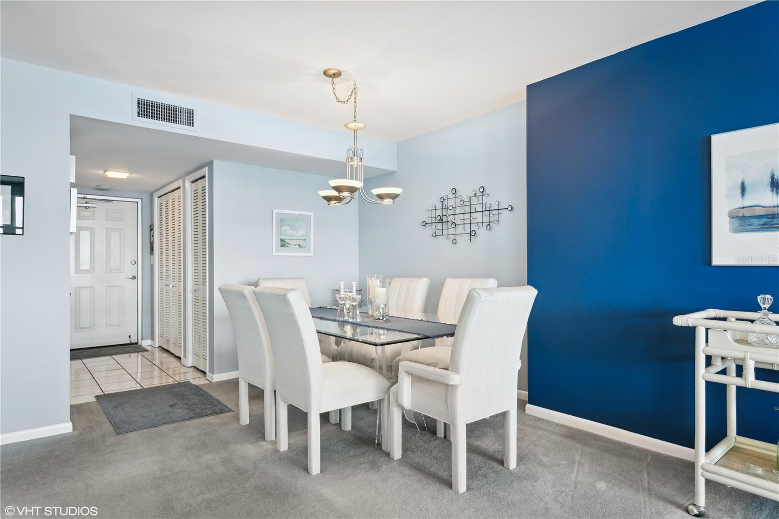 Property Photo: 5200 Brittany Drive S 1007 FL 33715