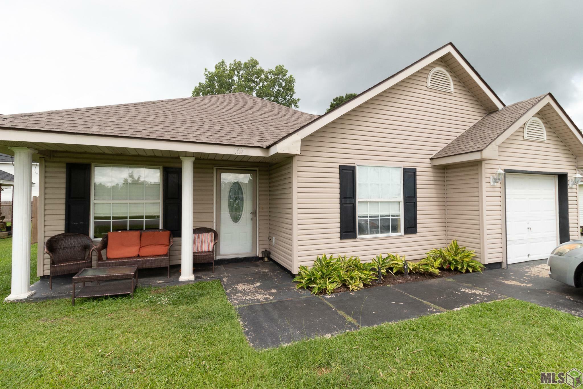 Property Photo: 167 Historic Main St LA 70051