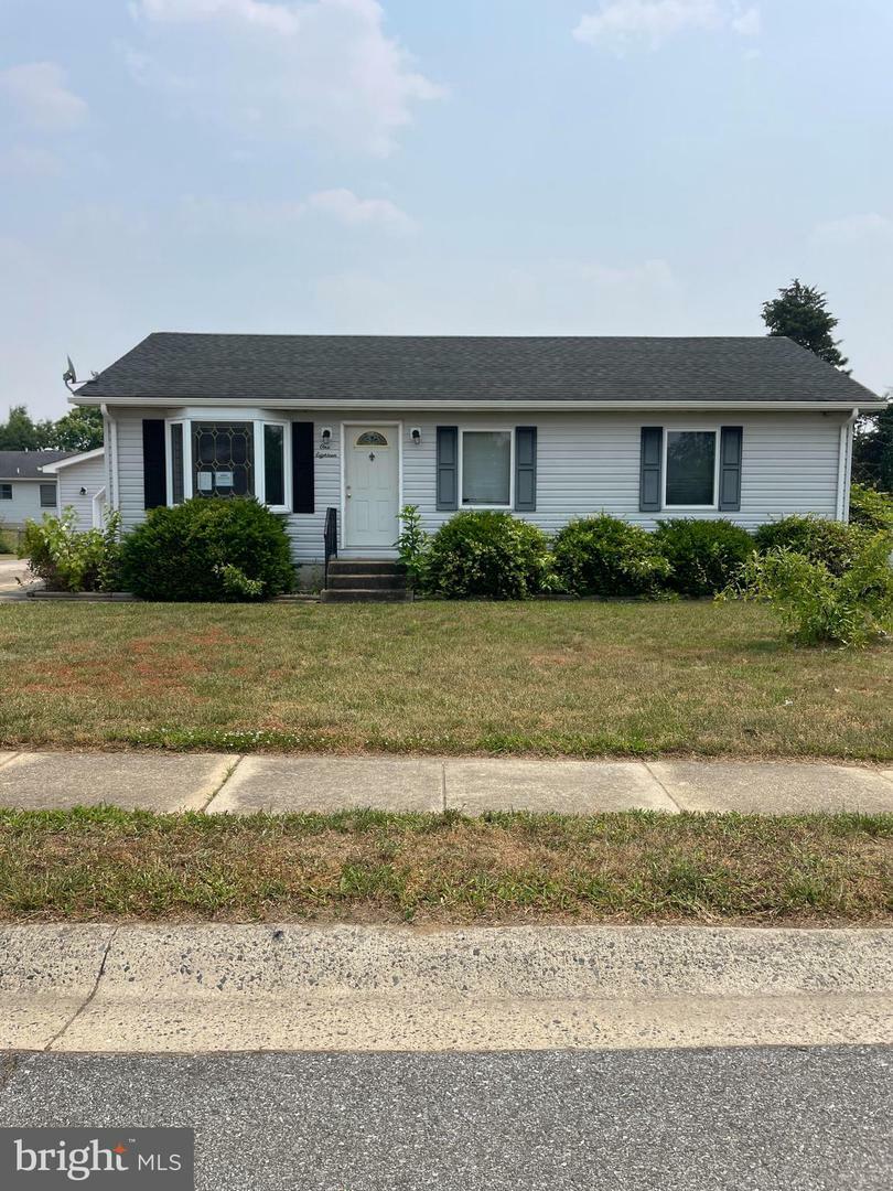 Property Photo: 118 N Fairfield Drive DE 19977