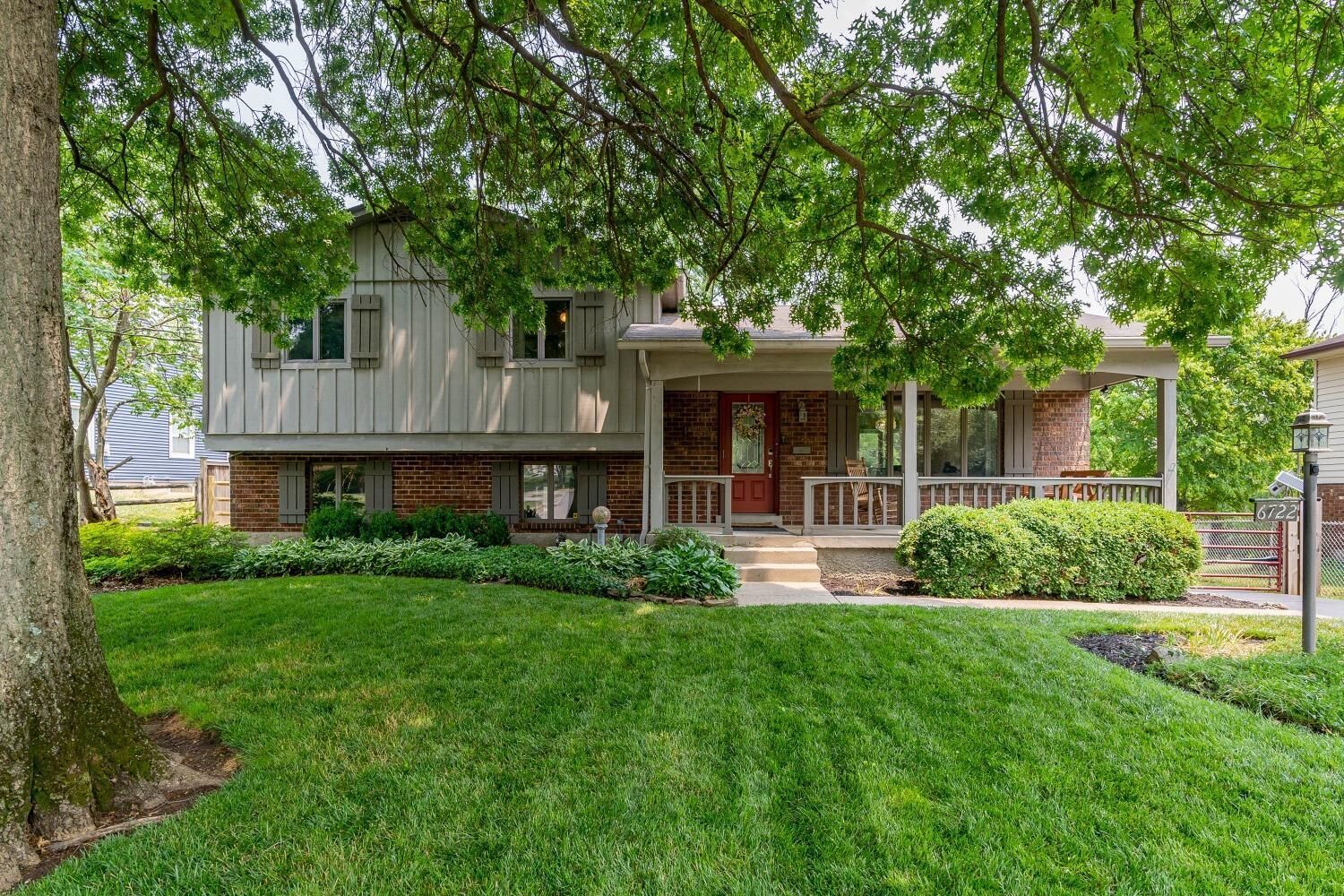 Property Photo:  6722 Devonwood Dr  OH 45224 