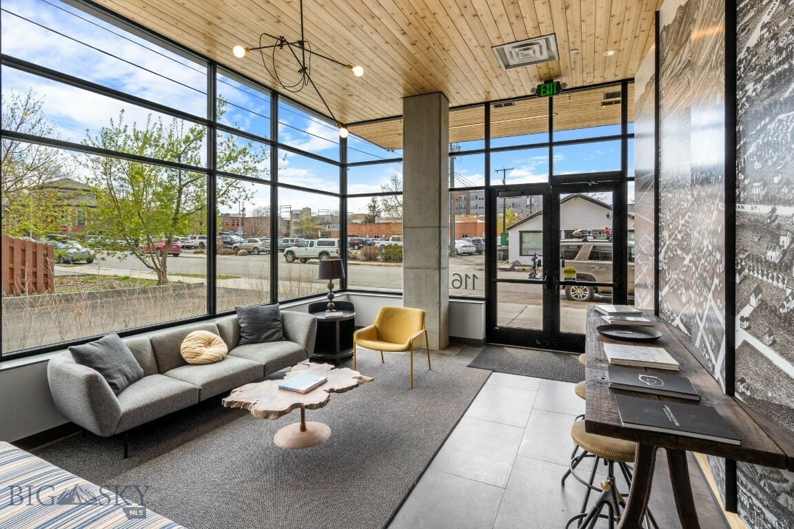 Property Photo: 116 N Bozeman Avenue 202 MT 59715