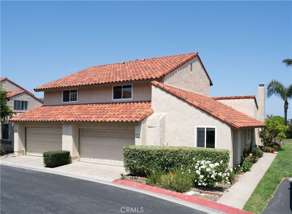 Property Photo: 1510 Anna Lane CA 92648
