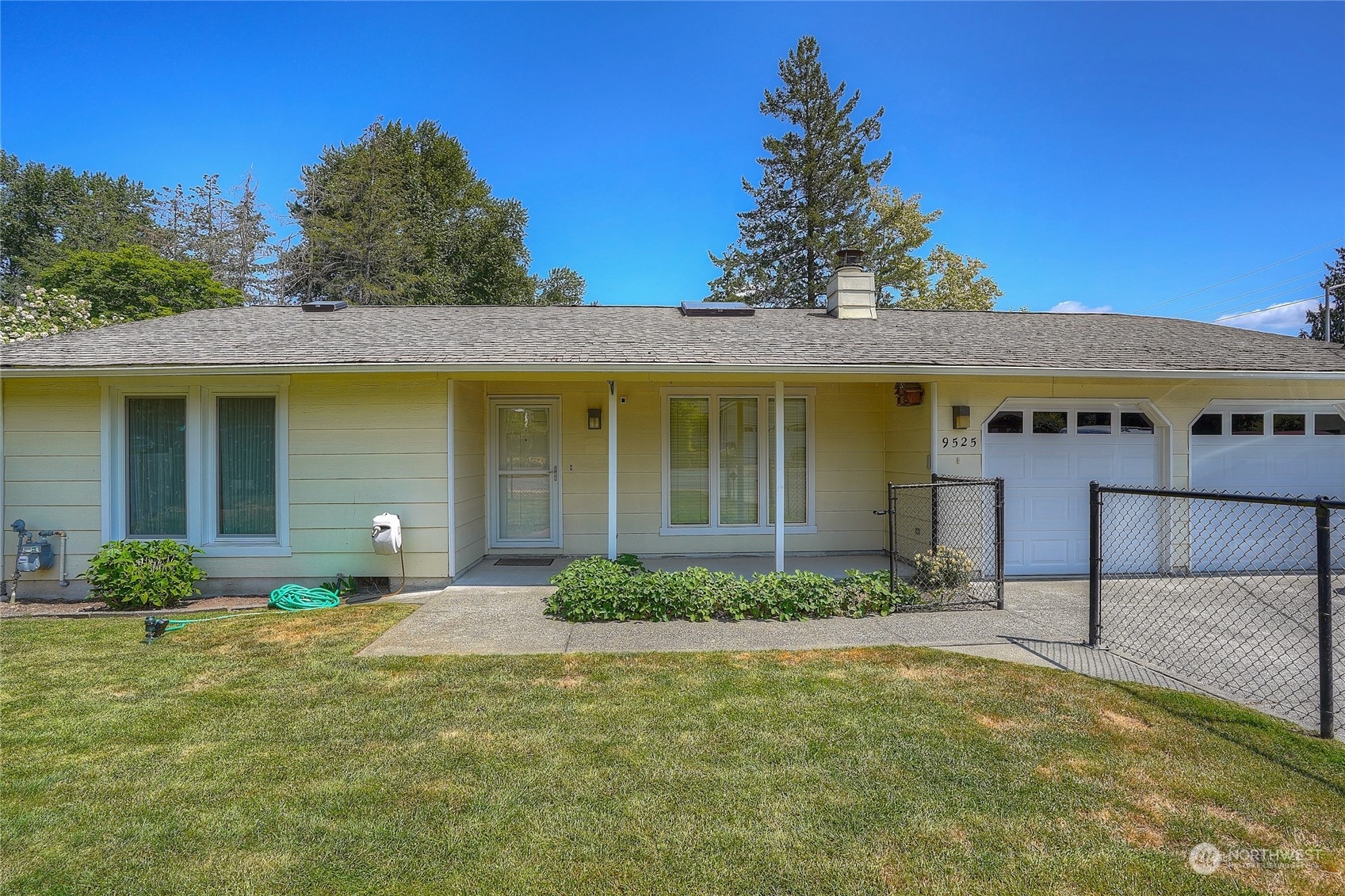 Property Photo:  9525 E E Street  WA 98445 