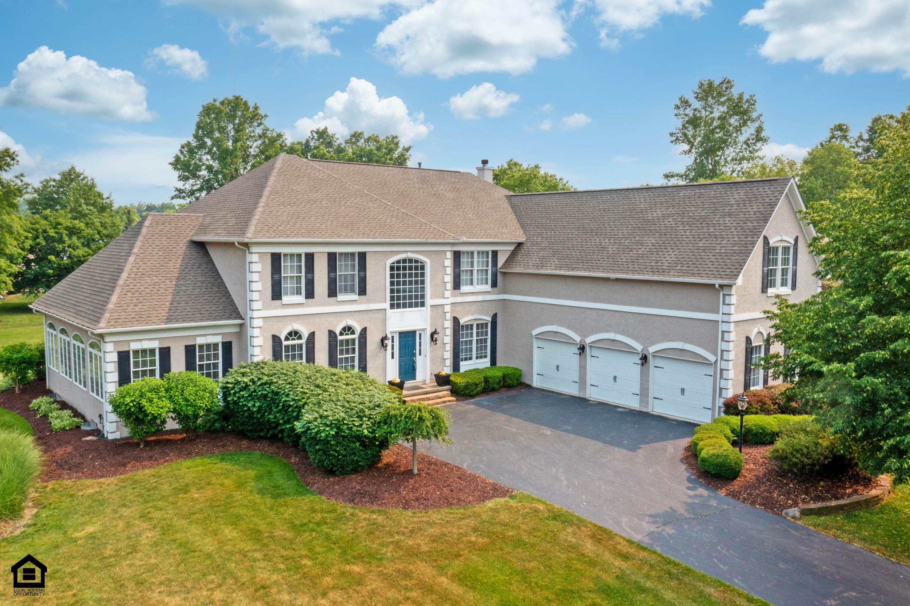 Property Photo: 6301 Waterwood Drive OH 43082