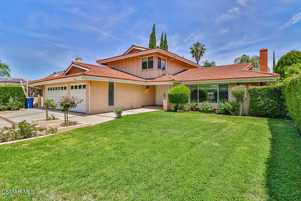 Property Photo:  19051 Los Alimos Street  CA 91326 