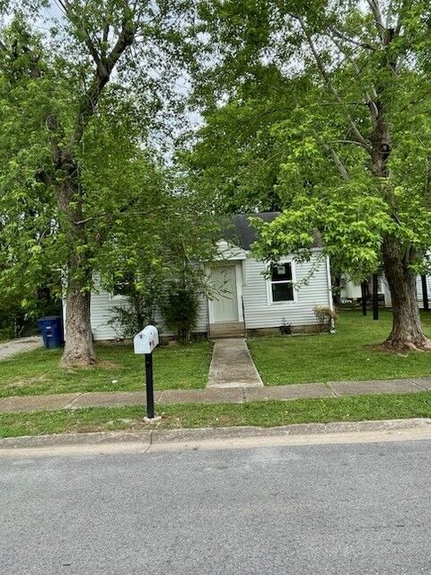 Property Photo:  718 King Ave  TN 37160 