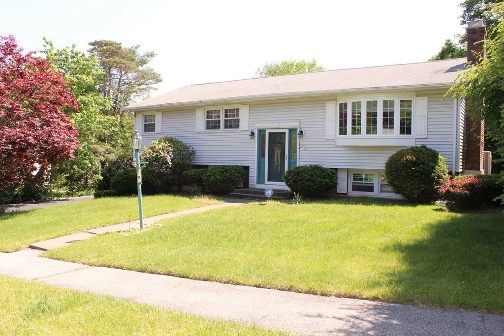 Property Photo:  4 Deerfield Rd  MA 01545 