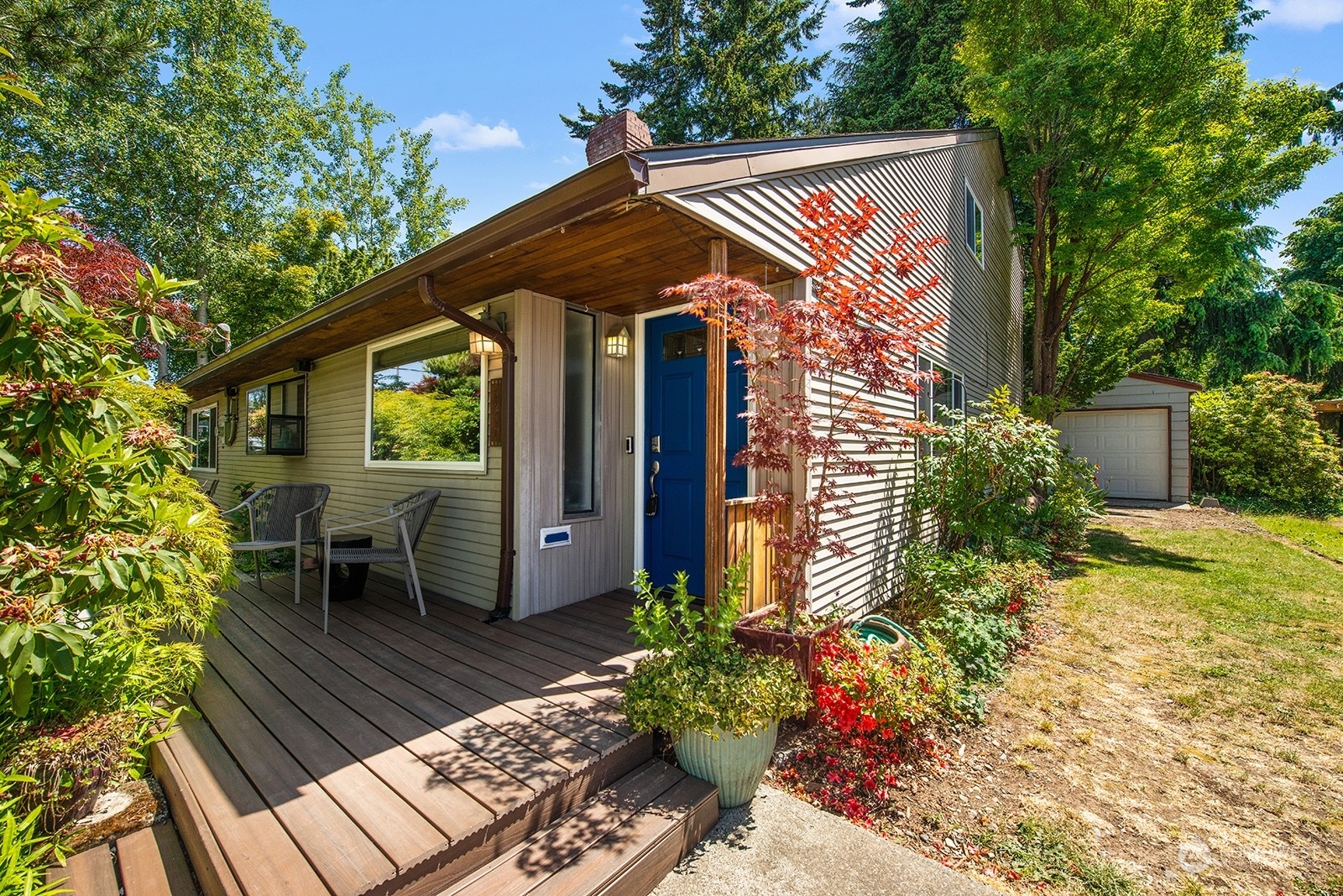 Property Photo:  1217 SW Orchard Street  WA 98106 