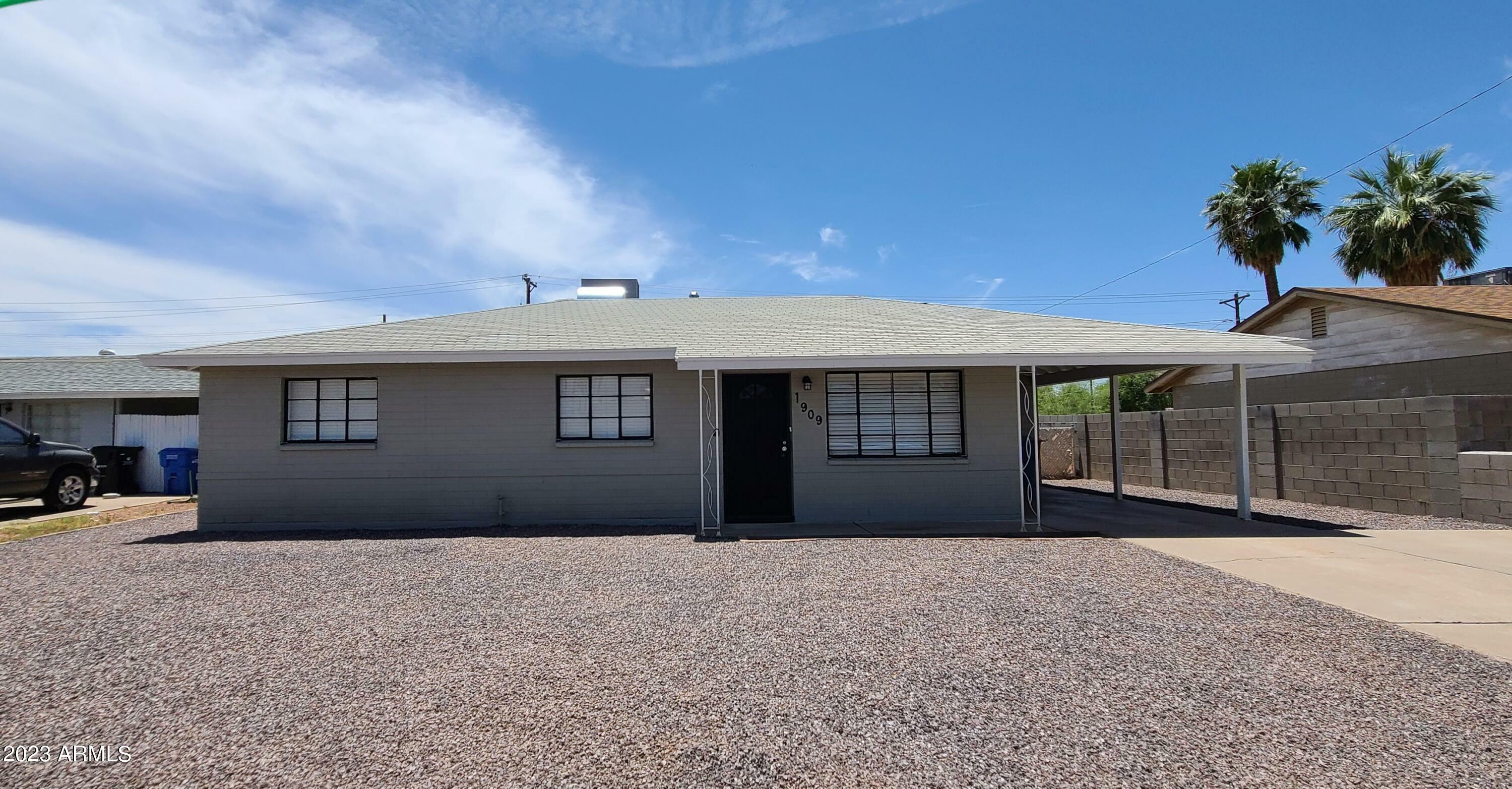 Property Photo:  1909 E Atlanta Avenue  AZ 85040 