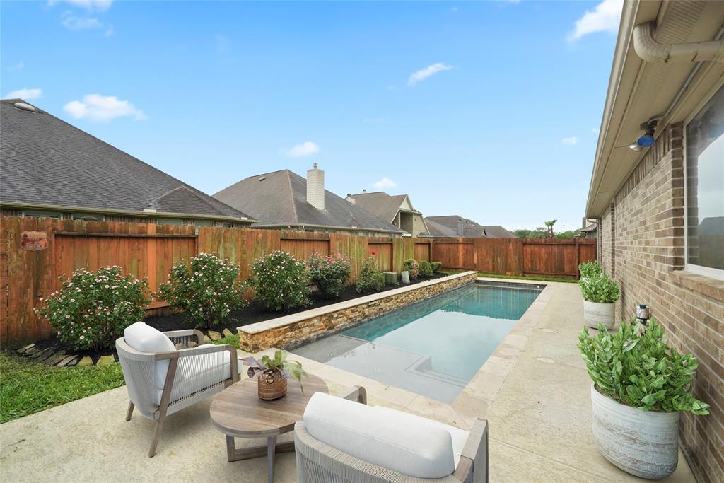 Property Photo: 4614 Hermosa Arroyo Drive TX 77573