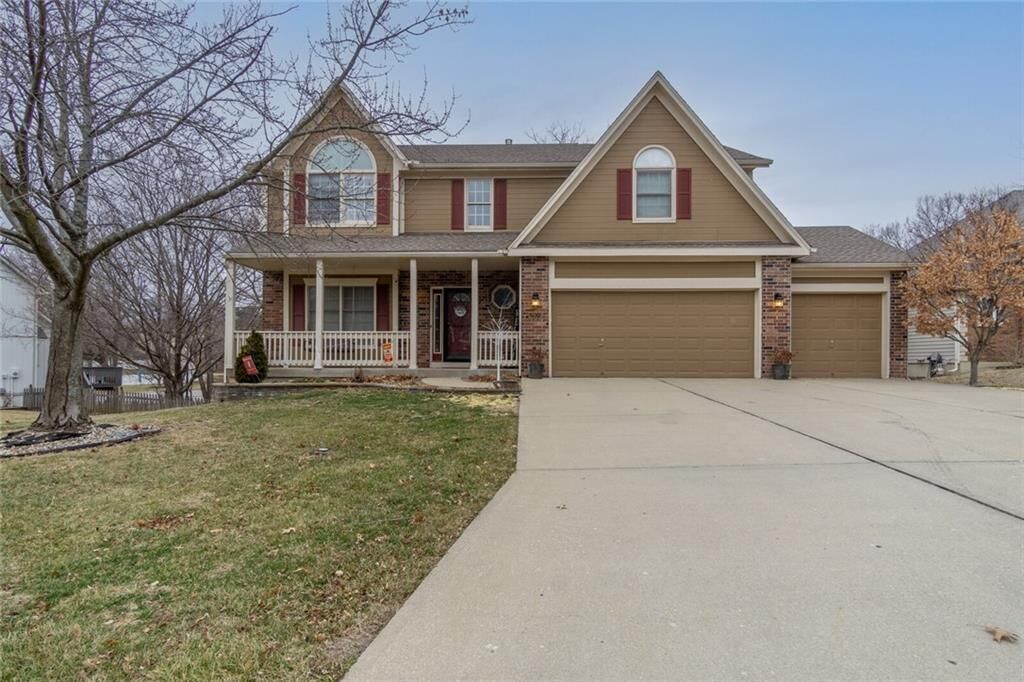 Property Photo:  2105 NE Scarborough Court  MO 64014 