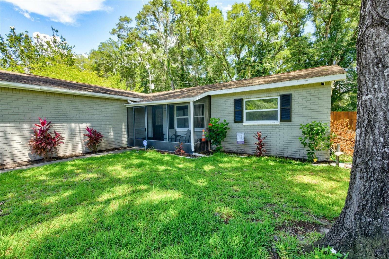 Property Photo:  27199 Roper Road  FL 34602 