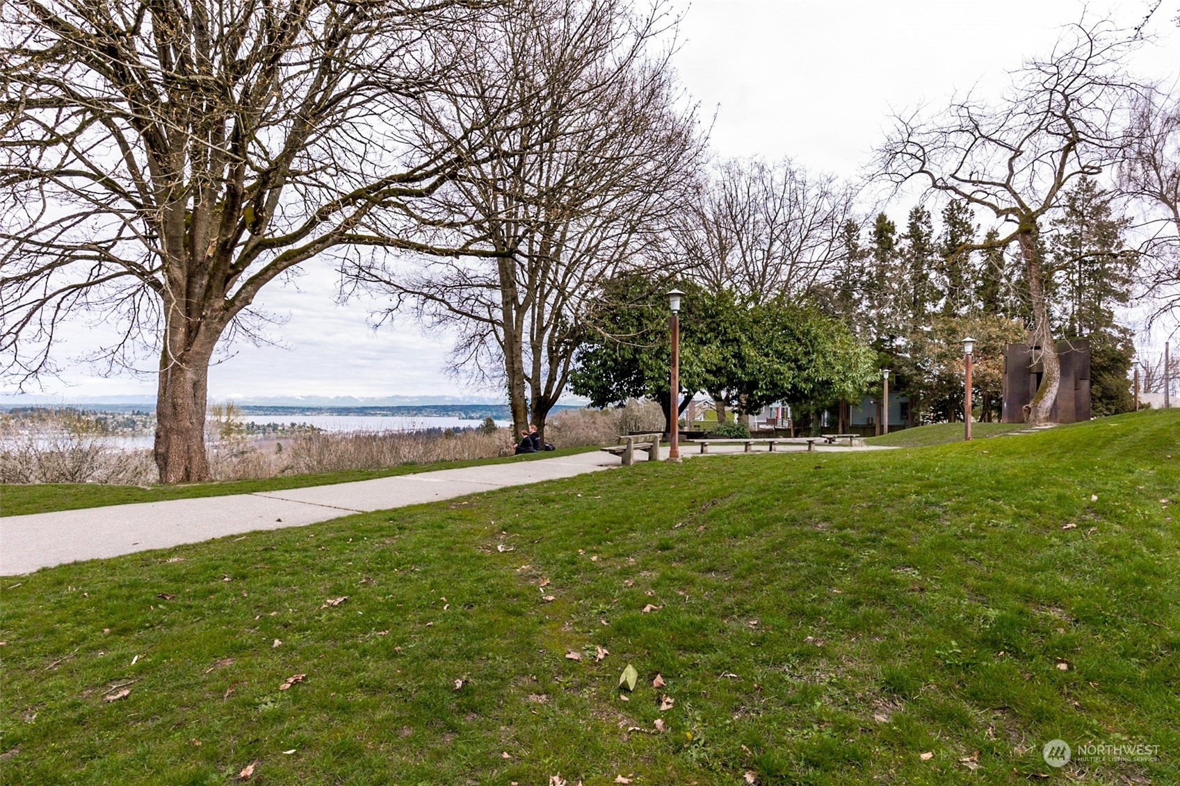 Property Photo:  1520 15th Avenue E 34  WA 98112 