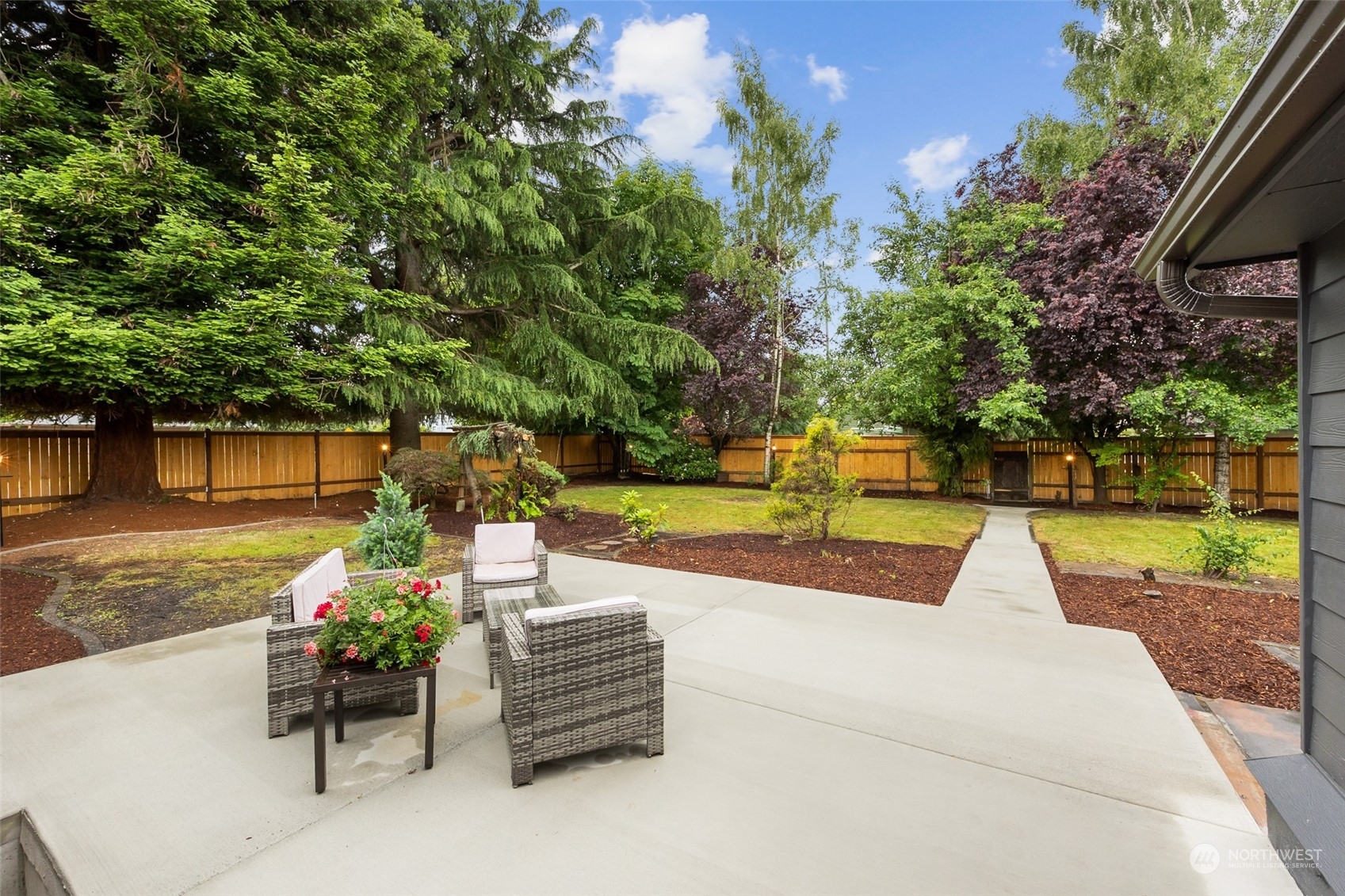 Property Photo:  6430 S D Street  WA 98408 