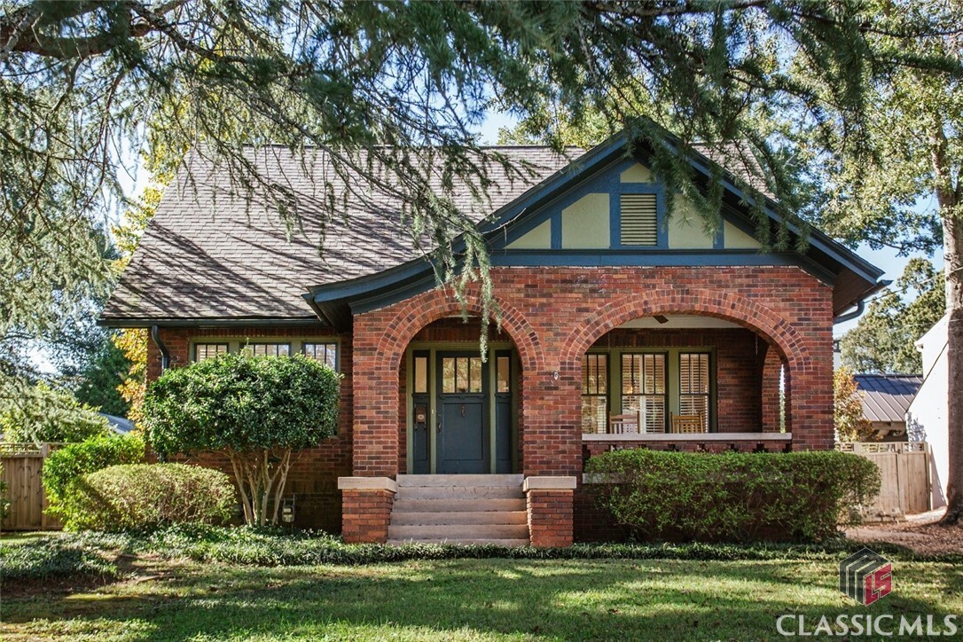 Property Photo: 170 Milledge Heights GA 30606