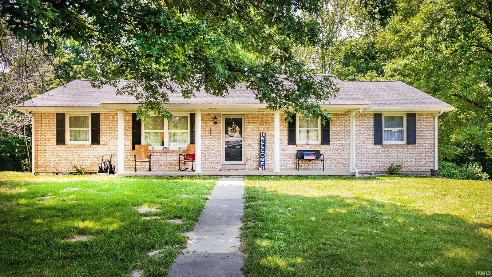 Home for sale in Owensville 6657 W 400 S Street, Owensville, IN 47665