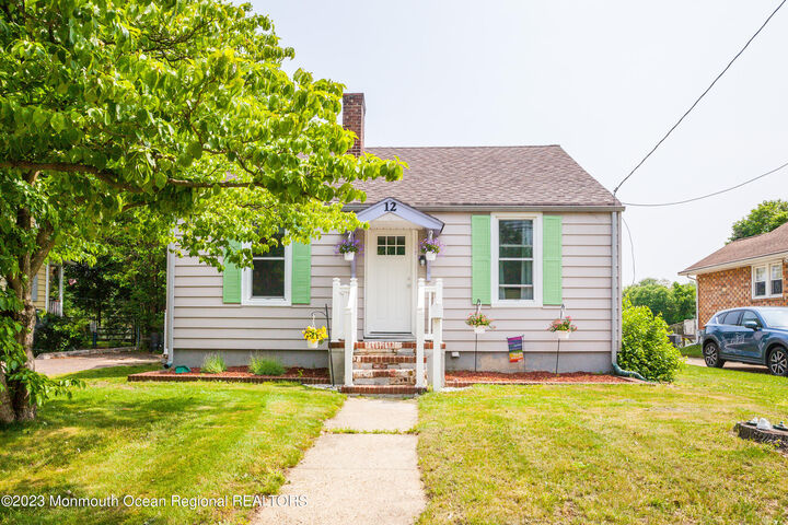 12 Park Avenue  Englishtown NJ 07726 photo