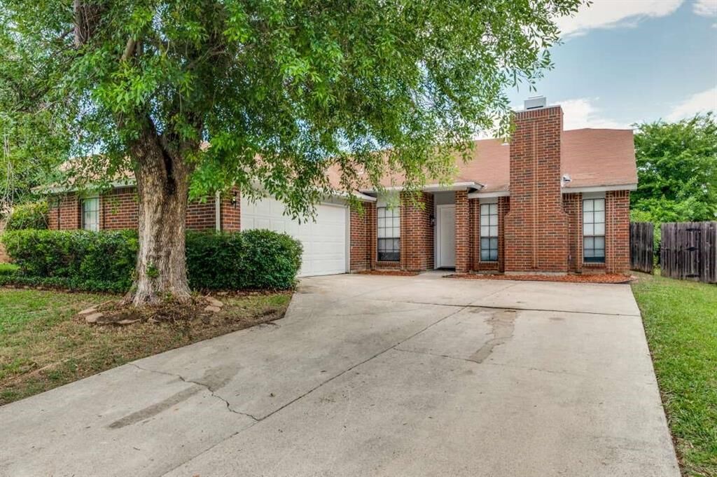 Property Photo:  7944 Waterside Trail  TX 76137 