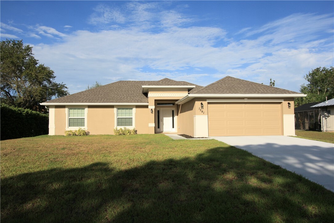 Property Photo:  1541 Polynesian Lane  FL 32958 