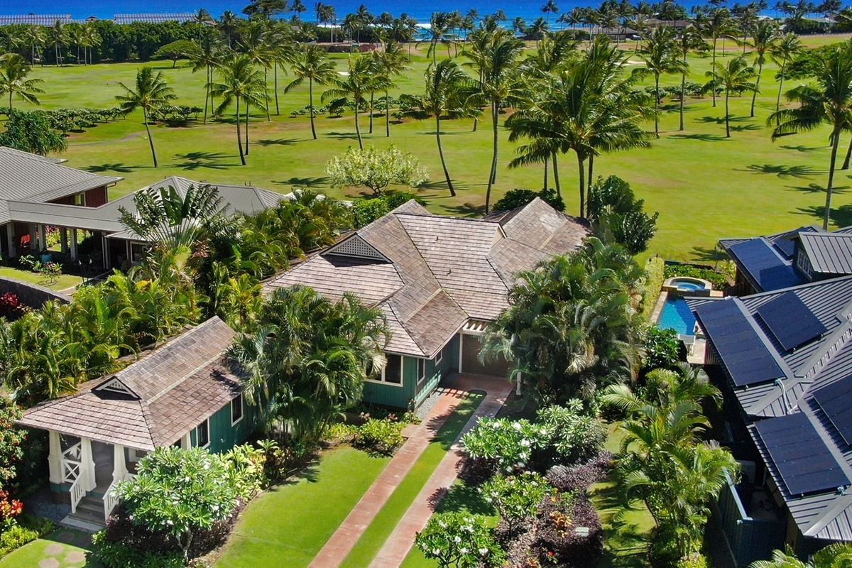 Property Photo: 4980 Mahua St HI 96756