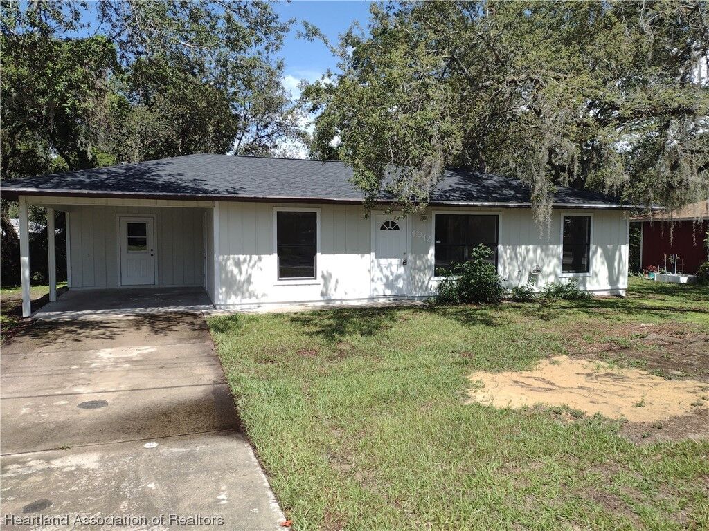 Property Photo:  1912 Melady Avenue  FL 33870 