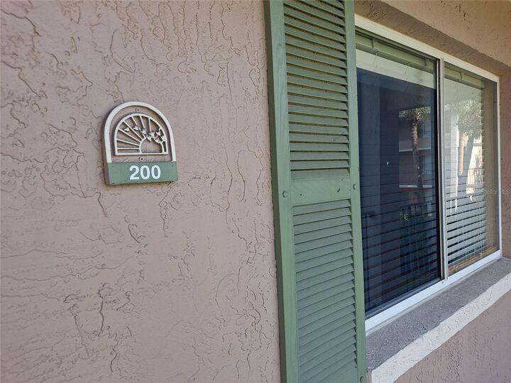 Property Photo: 139 Oyster Bay Circle 200 FL 32701