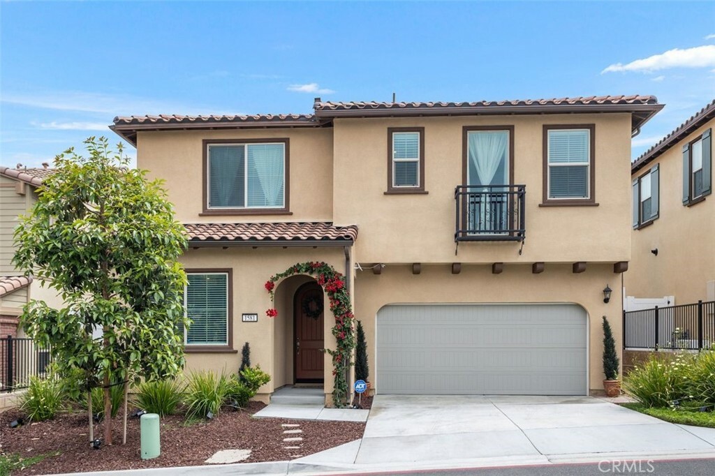 Property Photo: 1581 Wildgrove Way CA 92081