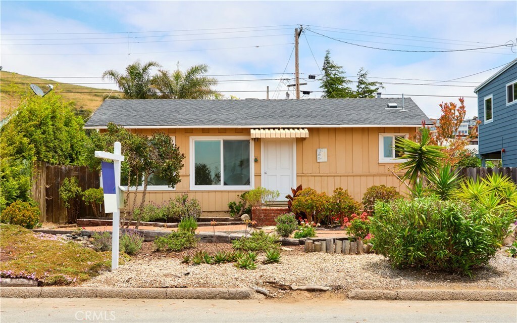 Property Photo:  2730 Dogwood Avenue  CA 93442 