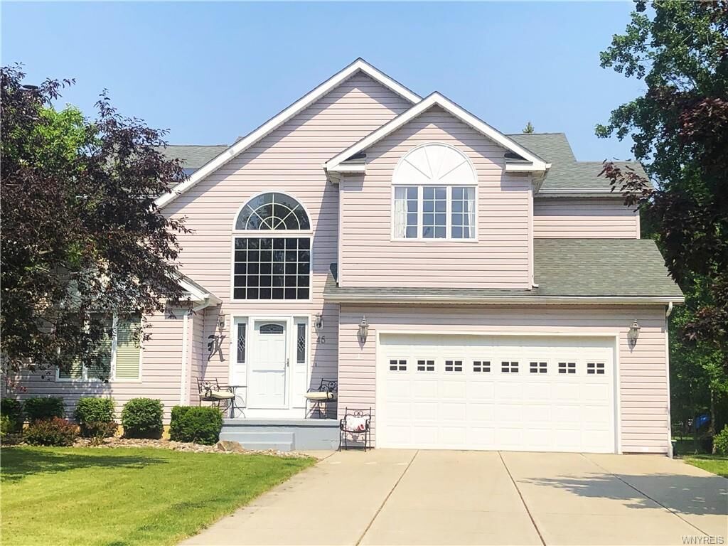 Property Photo:  45 Pellamwood Court  NY 14072 