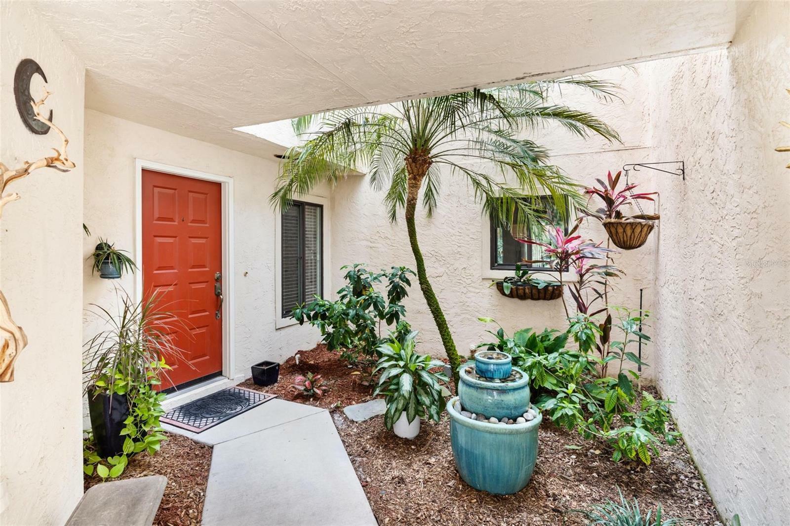 Property Photo:  703 Clusterwood Drive  FL 34797 