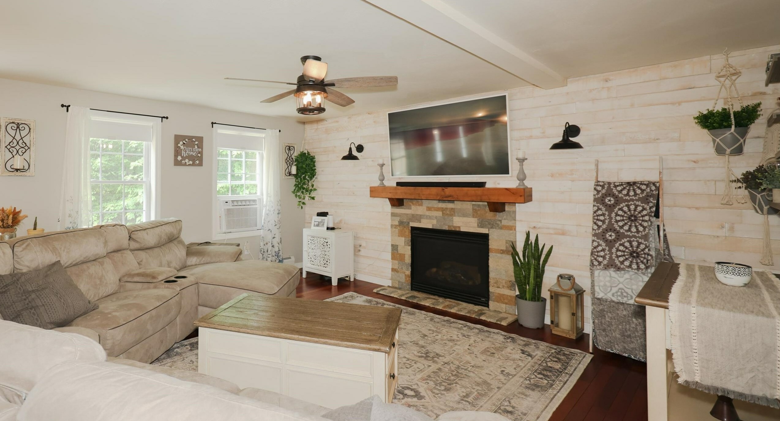 Property Photo: 11 Ford Farm Road NH 03851