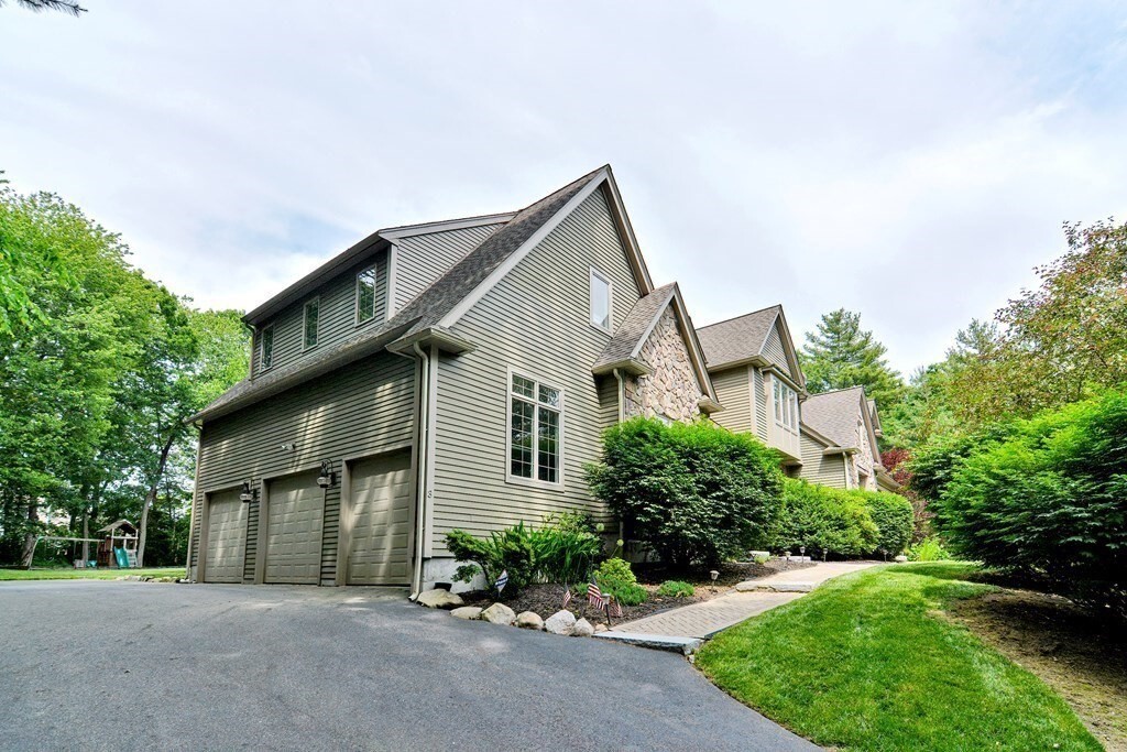 Property Photo:  3 Sunnyrock Dr  MA 02081 