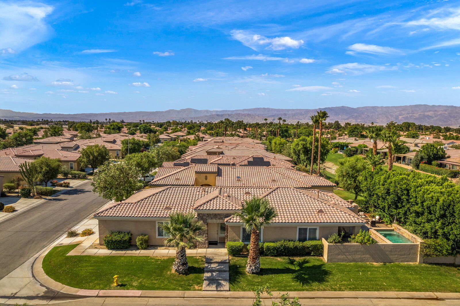 Property Photo: 49938 Maclaine Street CA 92201