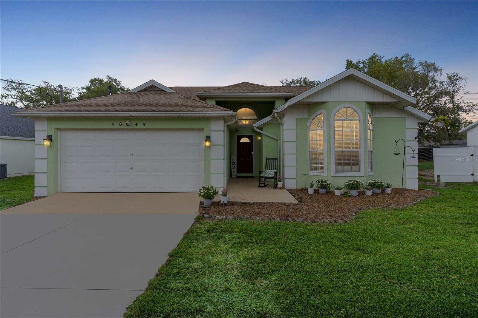 Property Photo:  40045 Palm Street  FL 32159 