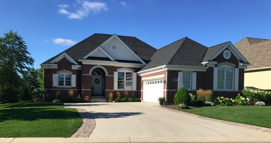 Property Photo:  10 Canyon Court  IL 60010 