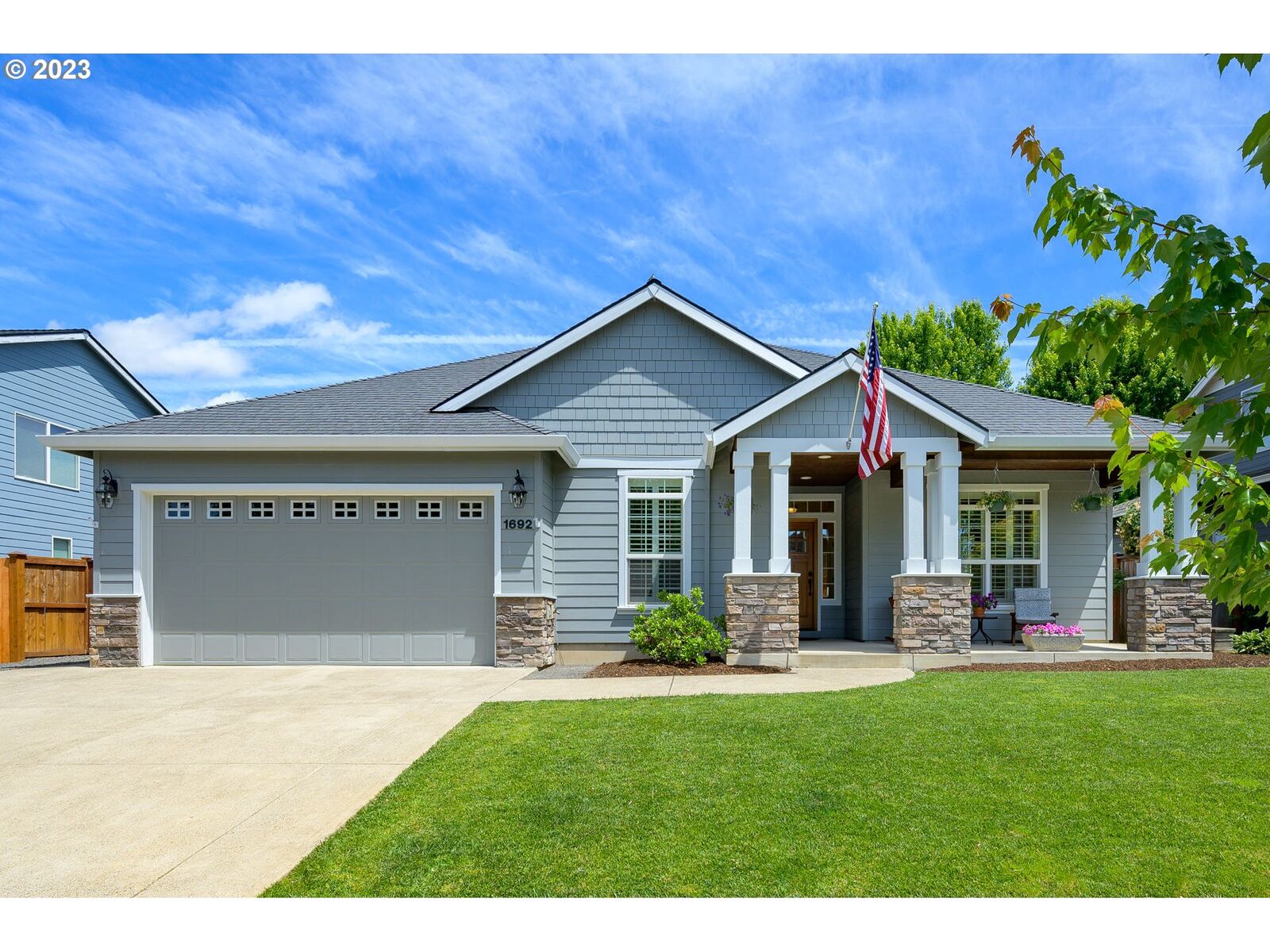 Property Photo: 1692 NW Meadows Dr OR 97128