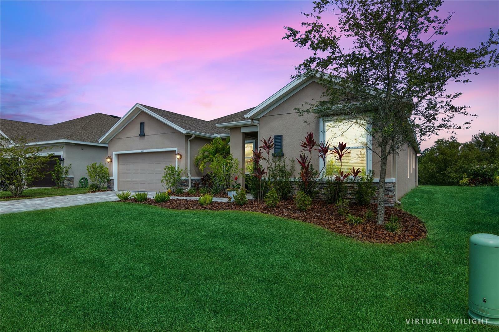 Property Photo:  5511 Gavella Cove  FL 34221 