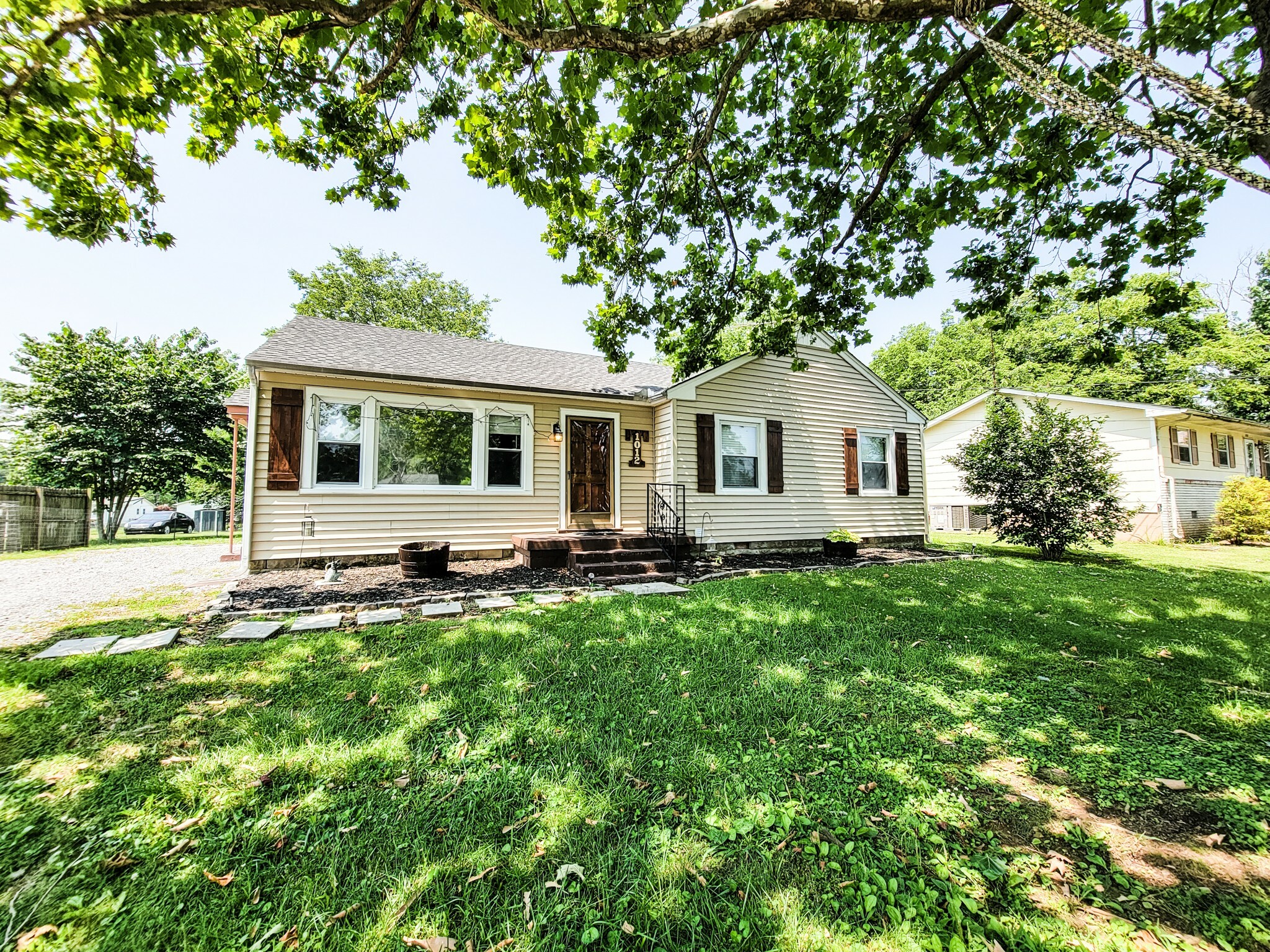 Property Photo:  1012 Belmont Ave  TN 37160 