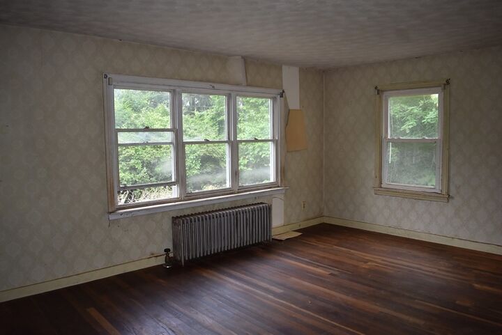 Property Photo:  3 South Street Ext.  MA 01611 